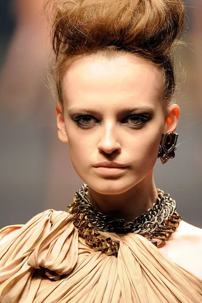 Look 62